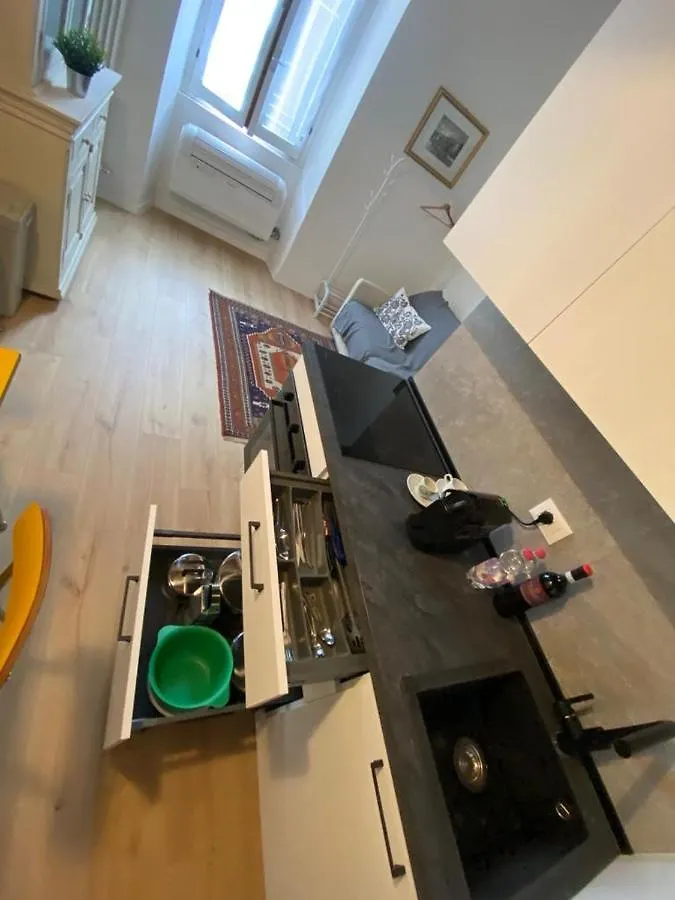 30 San Gottardo House Apartment Milan 0*,  Italy